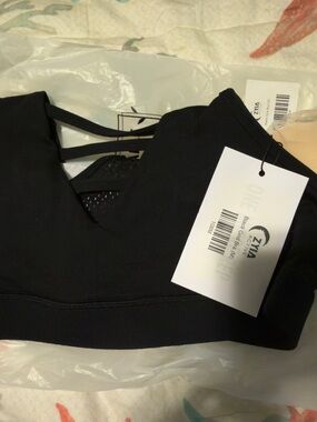 ZYIA Black Strappy Mesh Sports Bra